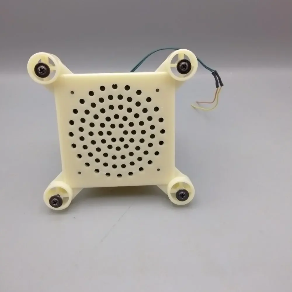 Gemmy Dancing Santa 5' Speaker With Screws